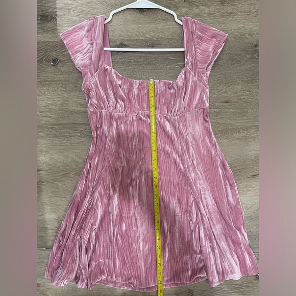 Urban Outfitters Y2K Pink Velvet Mini Dress Size Medium - Picture 8 of 10